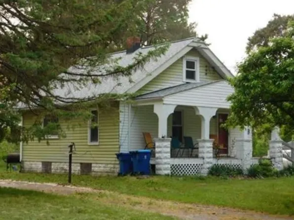 1256 Elm St, Painesville, OH 44077