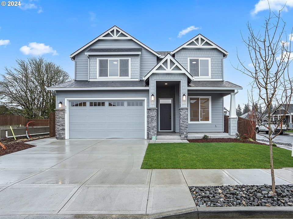 1st image of 3743 SE 7th Ave
