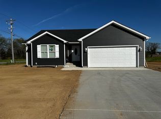 560 Labrador Dr, Bowling Green, KY 42101