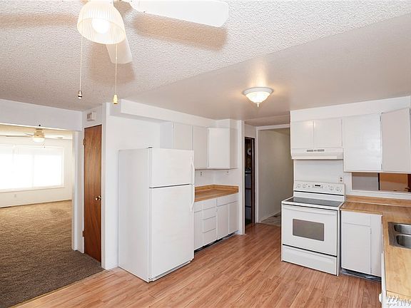 4th image of 411 169th St S