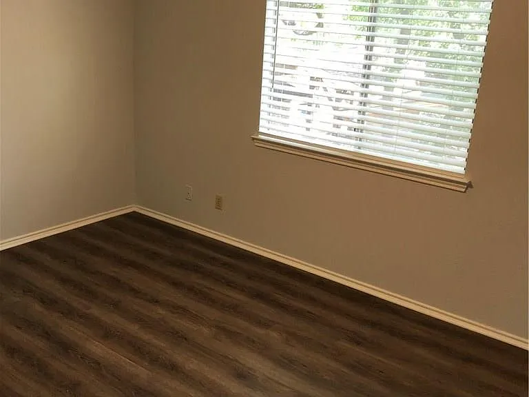 5908 Parkwood Dr #A — Photo 17