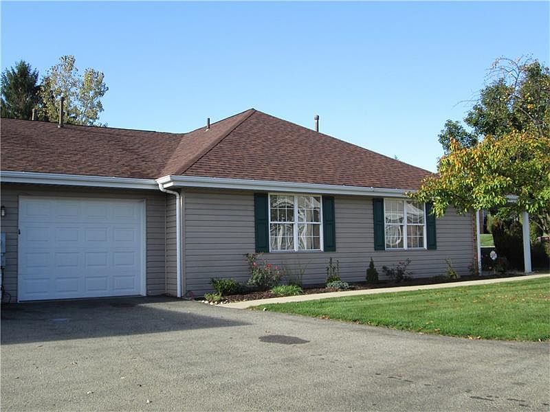 1st image of 203 Redmont Pl