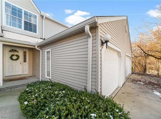 80 Canter Ln APT D, Northfield, OH 44067