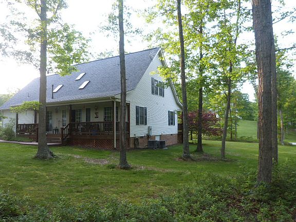 Rear view

