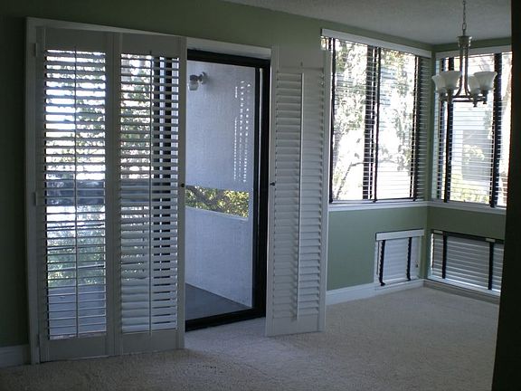 2nd image of 912 Beach Park Blvd