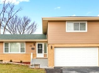1350 Jill Ter, Homewood, IL 60430
