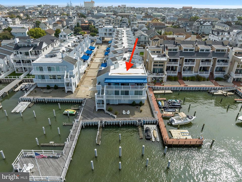 1st image of 1128 Bay Ave APT 14