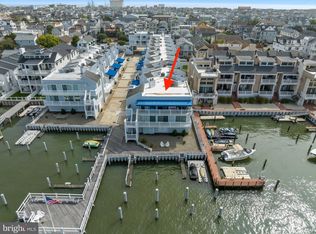 1128 Bay Ave APT 14, Ocean City, NJ 08226