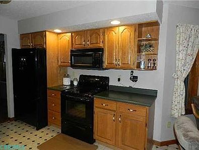 5th image of 1954 Wilshire Ln NW