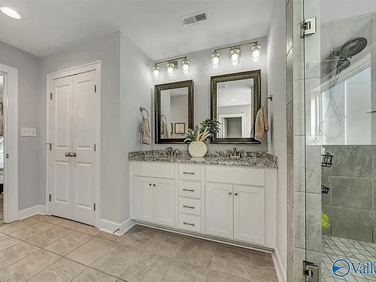 16930 Orleans Dr — Photo 18