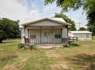 330 W Sequoyah Ave, Oologah, OK 74053