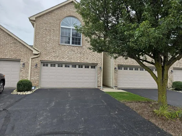 5829 Fieldstone Trl, McHenry, IL 60050