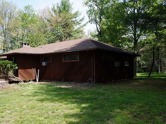 2nd image of 32 Melody Lake Dr