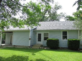 15145 Irish Ridge Rd, Burlington, IA 52601