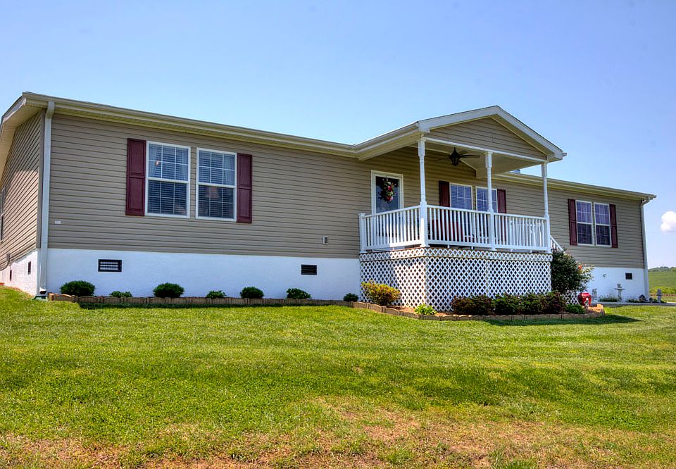 1st image of 900 Lake Dr