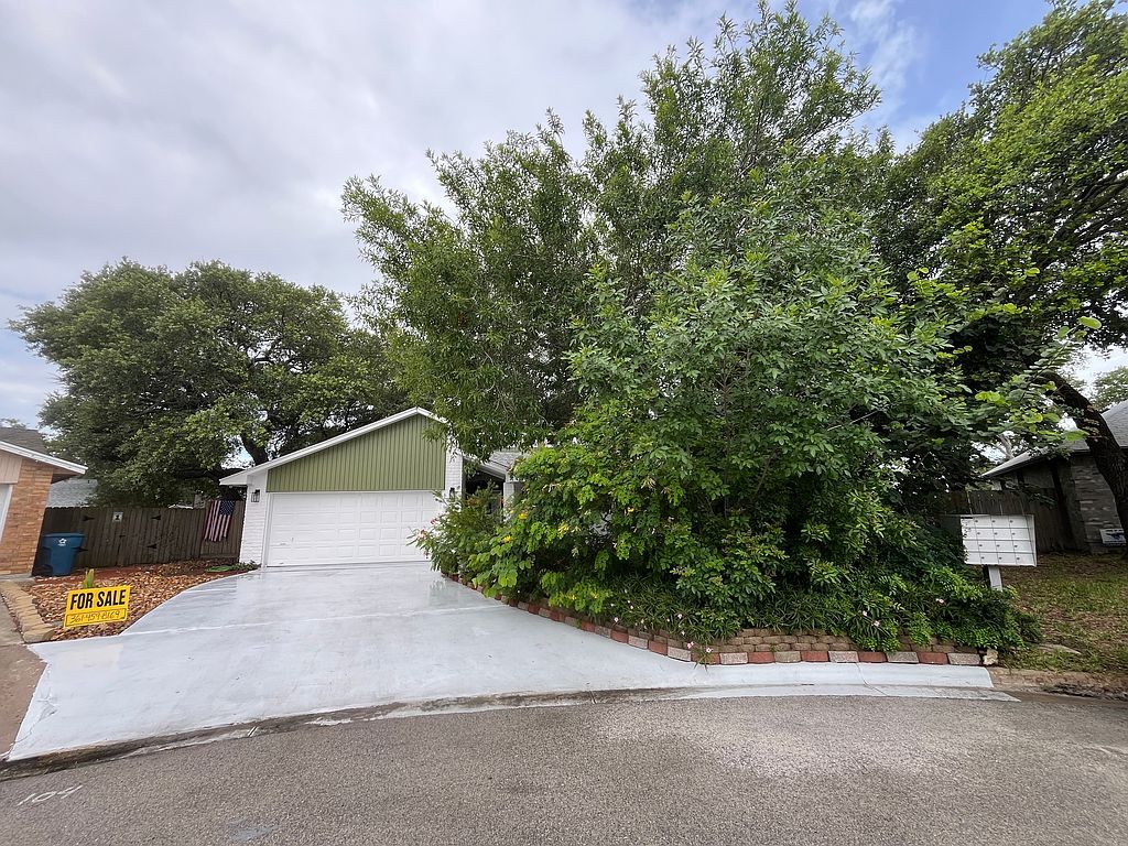 2344 Timberleaf Cir - Property Image