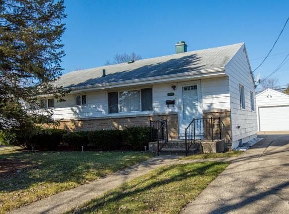 4th image of 2409 Rockne Dr