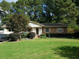 1005 Plantation Dr, Cary, NC 27511
