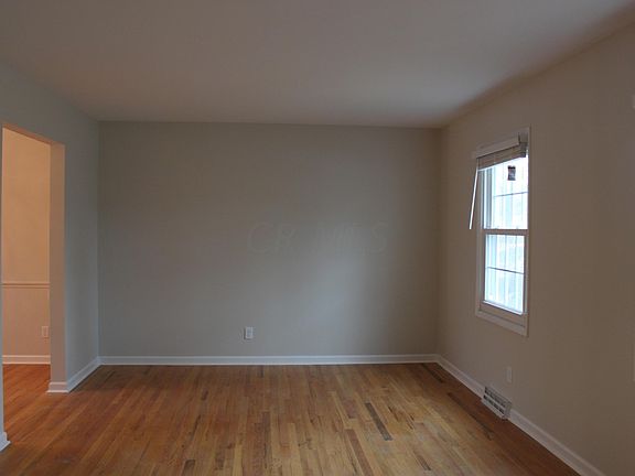 4th image of 6858 Halligan Ave E