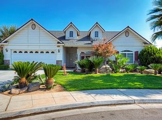 6722 N Carnegie Ave, Fresno, CA 93722
