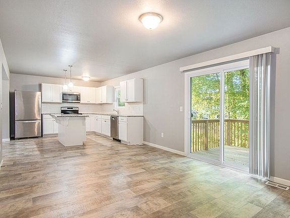 4th image of 328 Alewa Dr NW
