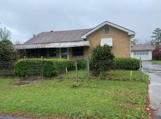 111 Church St, Attapulgus, GA 39815