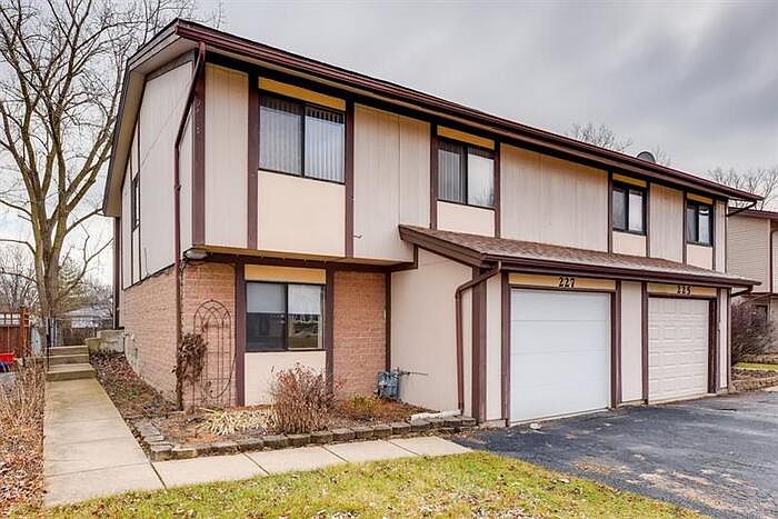 1st image of 227 Troy Ln