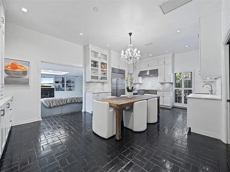 3301 W Morrison Ave — Photo 17