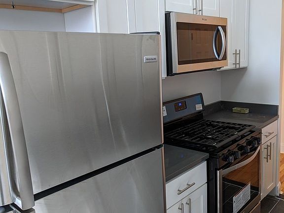 3rd image of 8015 Grenfell St APT D9