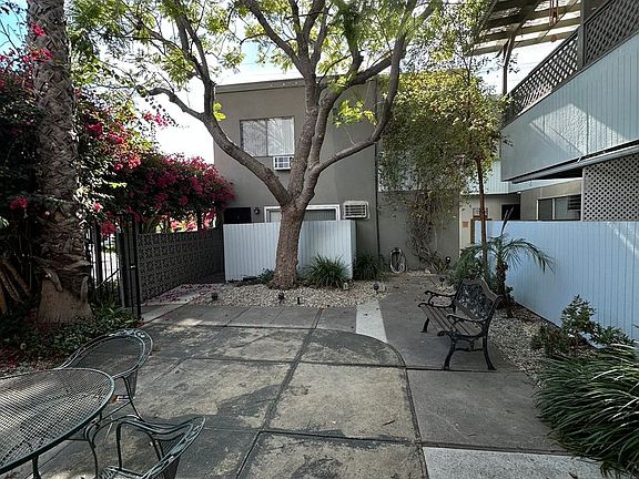 3rd image of 10805 Camarillo St APT 1