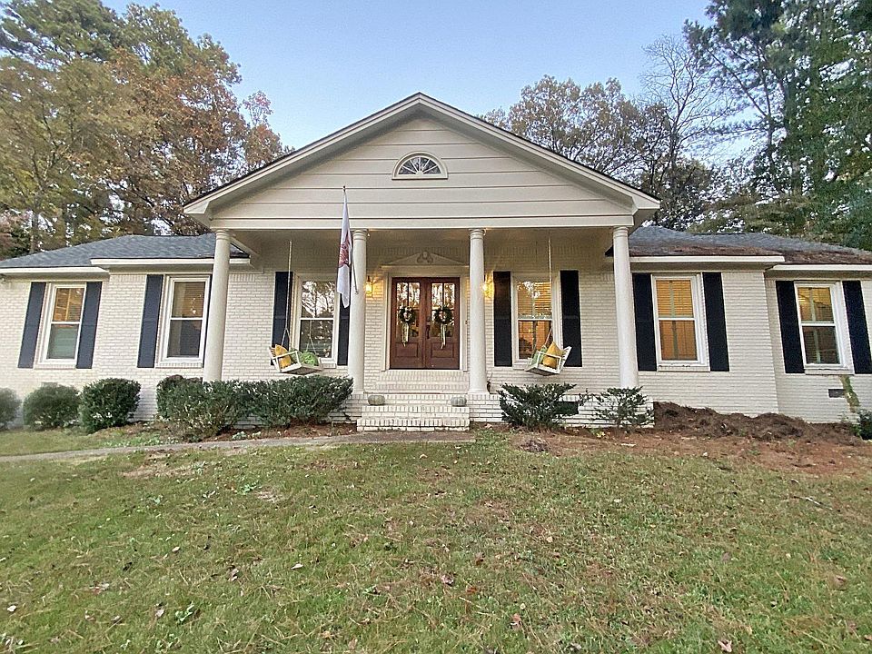 1st image of 1310 Pinecrest Dr
