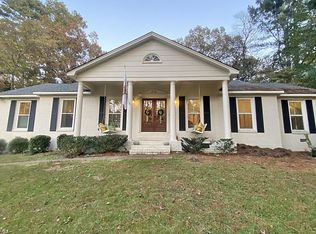1310 Pinecrest Dr, Tupelo, MS 38804