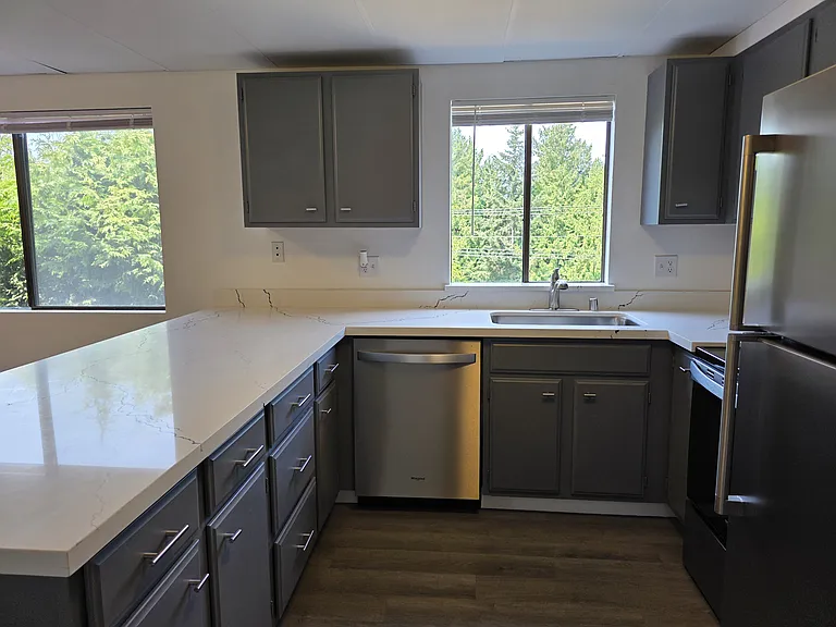 184 Belvedere St #1 — Photo 23