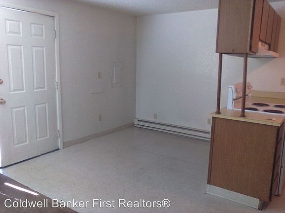 5th image of 1800 Evergreen St APT 16