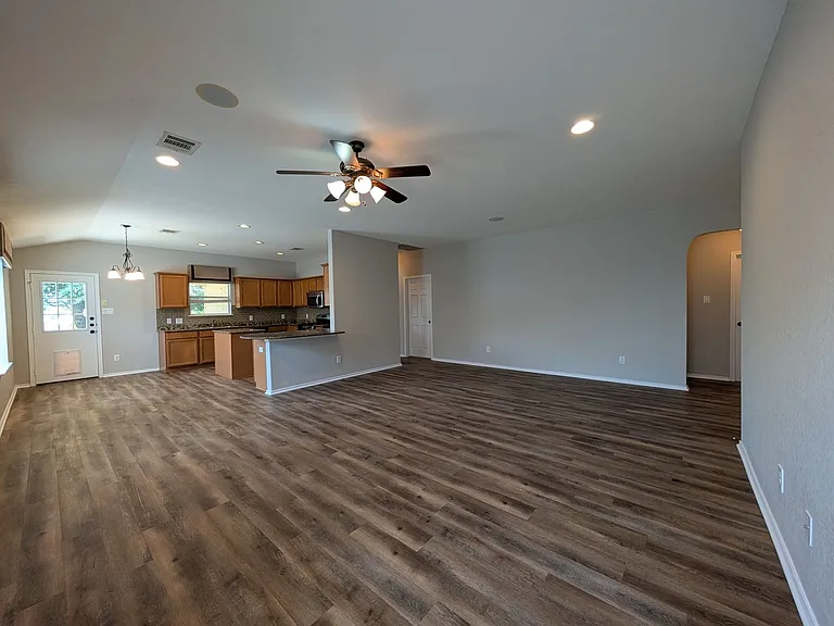 2937 Post Oak Cir — Photo 10
