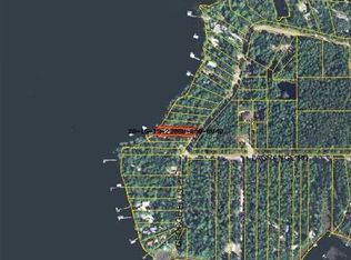 4 Lagrange Rd, Freeport, FL 32439