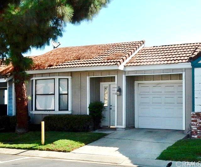 1st image of 1418 Skyway Ln