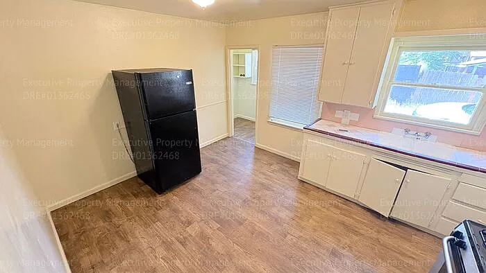 2321 N Inyo St #2321 — Photo 16