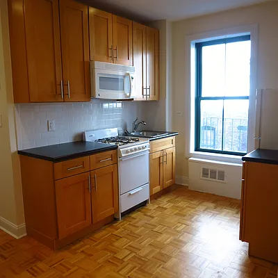 Rented by City & Suburban | media 41