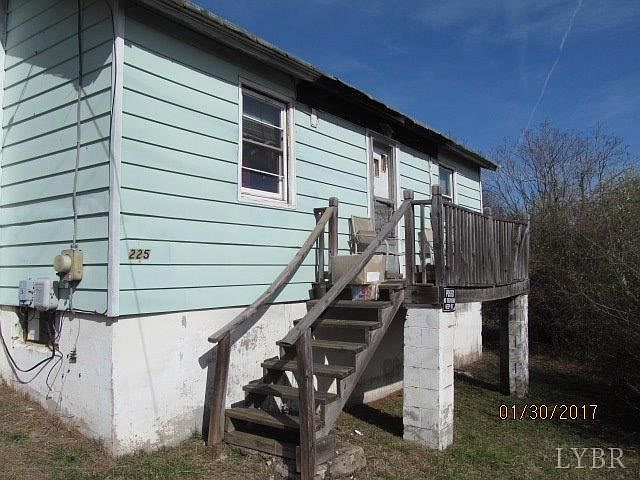1st image of 225 Winston Ridge Rd