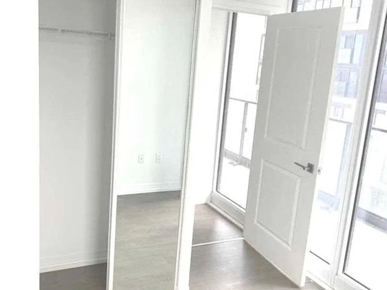 251 Jarvis St #3805 — Photo 8