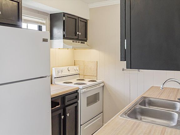 5th image of 235 SE 121st Rd APT 2