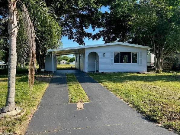 1109 Gifford Ave N, Lehigh Acres, FL 33936