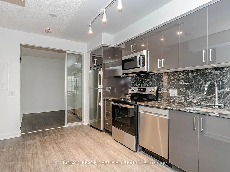 4010 Eglinton Ave W #217 — Photo 13