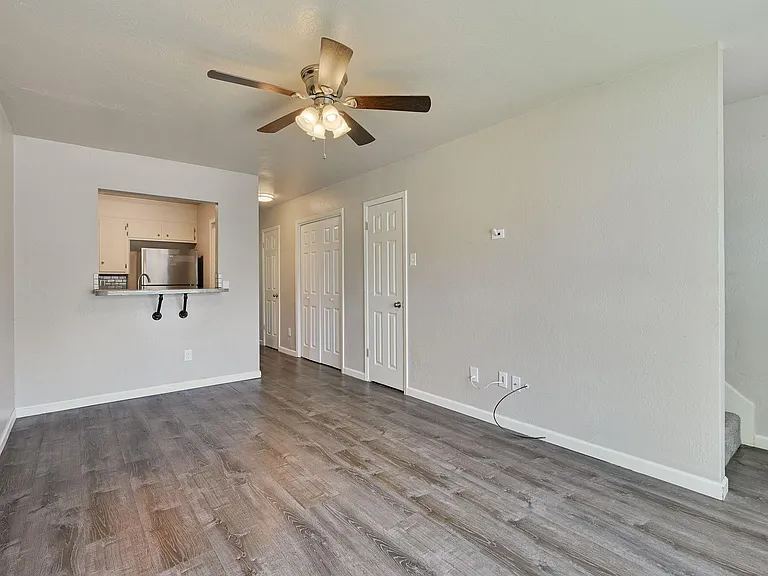 3345 Lodgepole Cir — Photo 3