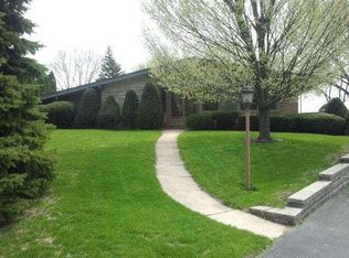 17035 Beverly Dr, Brookfield, WI 53005