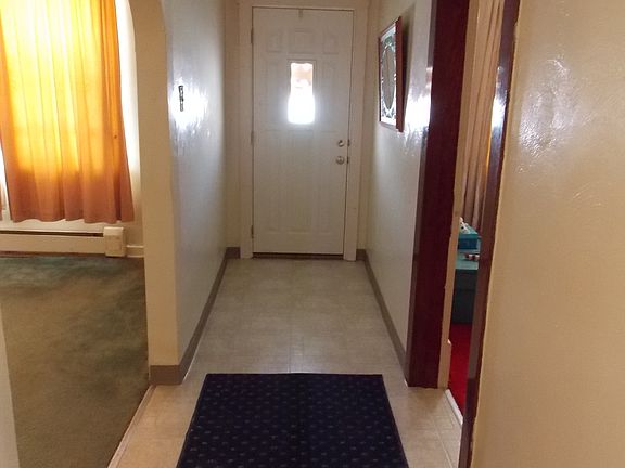 5th image of 245 W Larkspur St