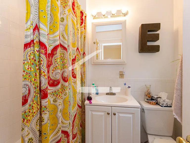 27 Glenville Ave #13 — Photo 7