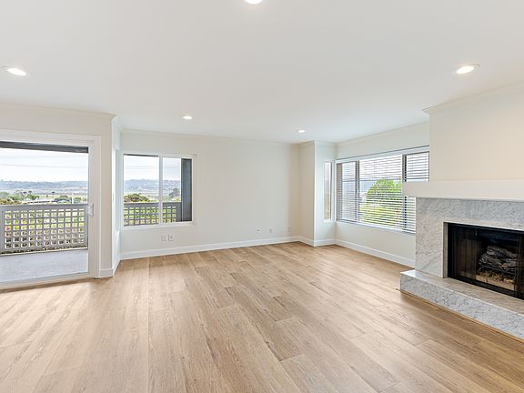 Open living room with a lots of natural light