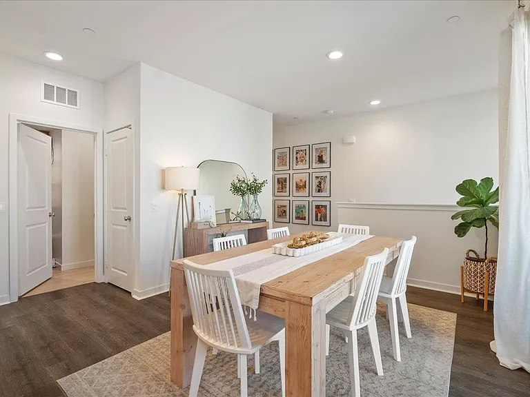 328 Paddle Ct — Photo 10